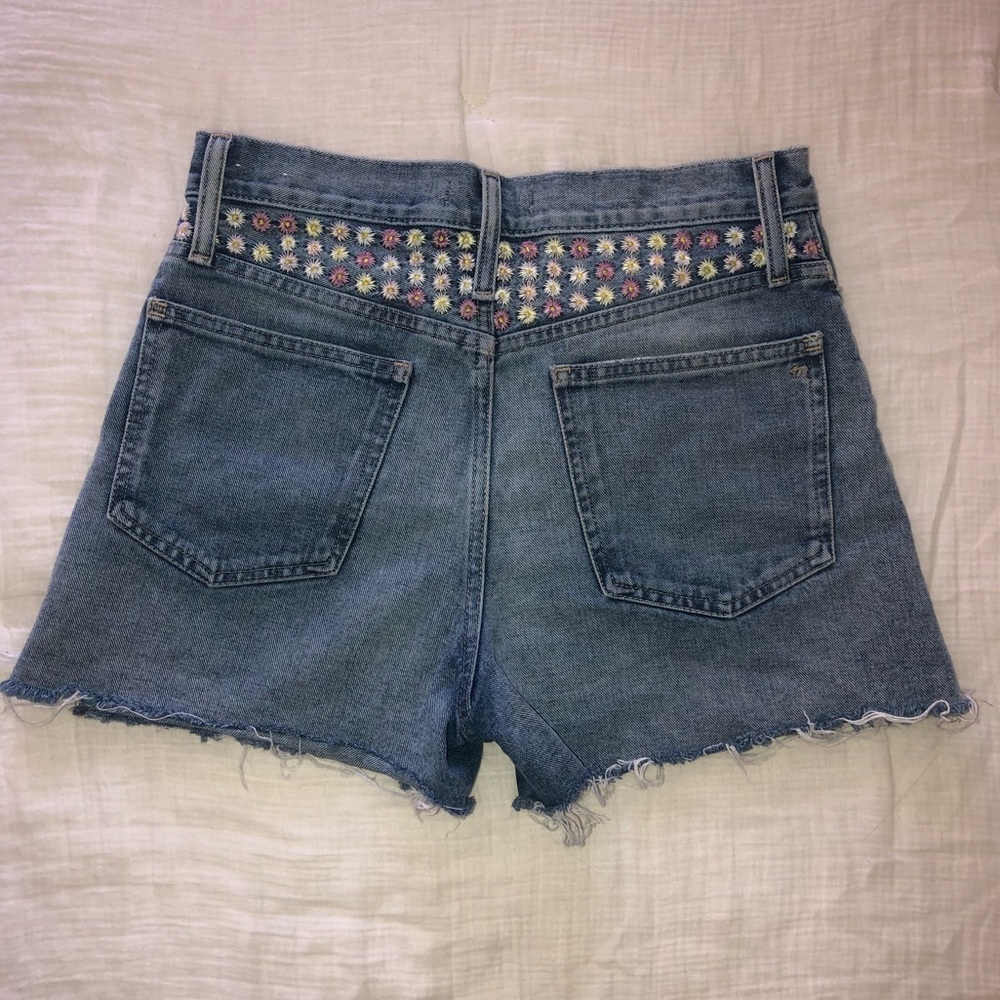 Madewell Denim Shorts w/ Flower Embroidery